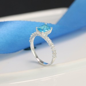 Nhẫn bạc nữ mặt đá vuông đính đá xanh NN0249