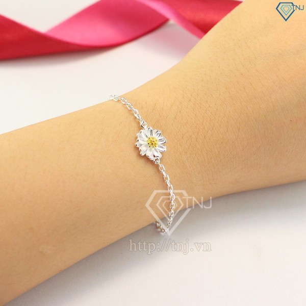 Mua quà gì tặng cô giáo nhân ngày 20 11 lắc tay bạc nữ hoa cúc họa mi LTN0110 - Trang Sức TNJ