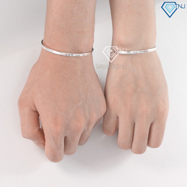 Quà valentine cho người yêu vòng tay đôi bạc dạng kiềng khắc tên LTD0013