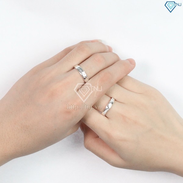 Quà valentine cho bạn tra nhẫn đôi bạc khắc tên ND0253 - Trang Sức TNJ
