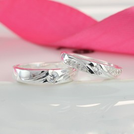 Quà valentine cho bạn tra nhẫn đôi bạc khắc tên ND0253