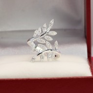 Nhẫn bạc nữ hình lá Nguyệt Quế NN0154