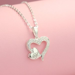 Quà trung thu cho bạn gái dây chuyền bạc nữ hình trái tim khắc tên đẹp DCN0450