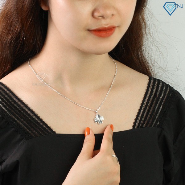Quà trung thu cho bạn gái dây chuyền cỏ 4 lá khắc tên DCN0531 - Trang sức TNJ