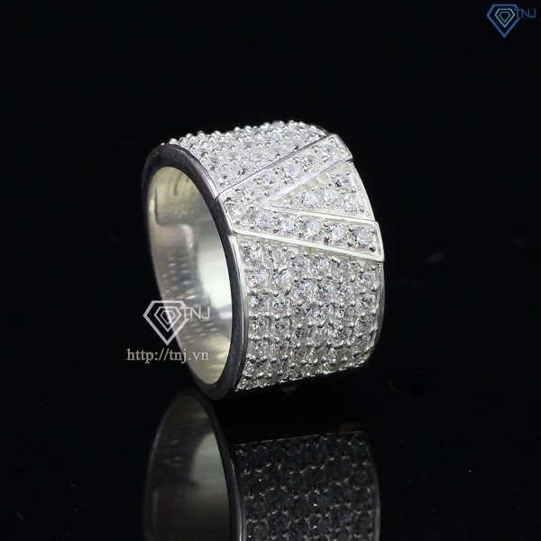 Nhẫn bạc nam chữ V đính đá NNA0209