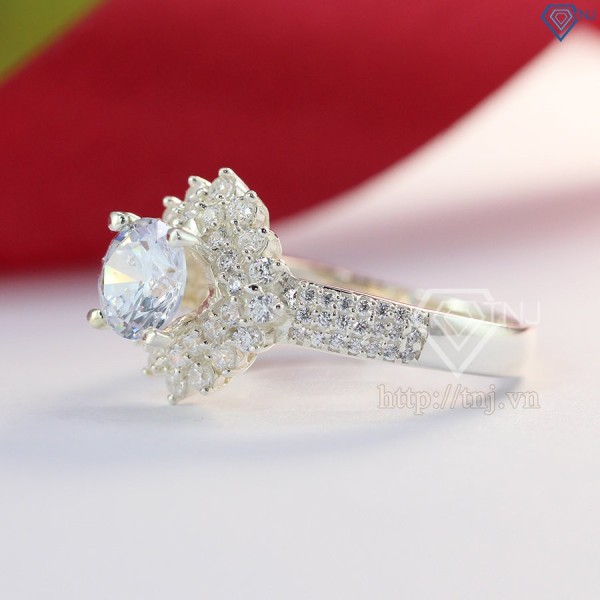 Quà noel cho người yêu nhẫn bạc nữ hình bông tuyết đính đá sang trọng NN0217