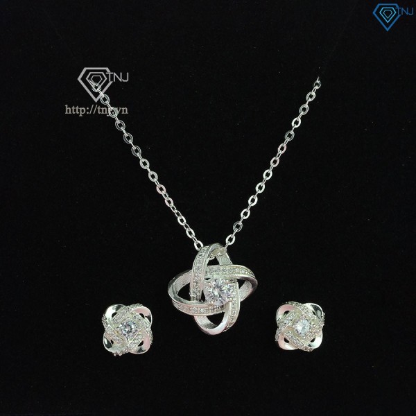 Quà tết cho mẹ bộ trang sức bạc hoa 4 cánh đính đá đẹp BTS0051 - Trang Sức TNJ