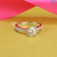 Nhẫn cầu hôn cho nữ đính đá Moissanite 6.5mm NNM0001 - Trang Sức TNJ