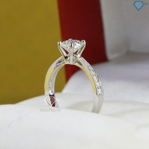 Nhẫn cầu hôn cho nữ đính đá Moissanite 6.5mm NNM0001 - Trang Sức TNJ