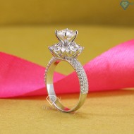 Nhẫn đính hôn đính đá Moissanite 6.5mm NNM0004 - Trang Sức TNJ