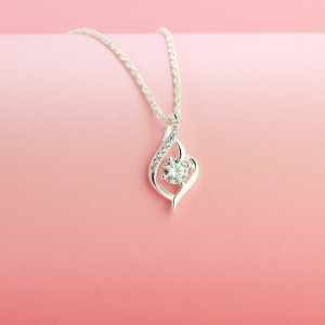 Quà tặng sinh nhật cho nữ dây chuyền nữ Moissanite đính kim cương hình trái tim 5.0mm DCNM0009