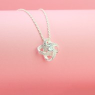 Tặng quà sinh nhật cho vợ dây chuyền nữ đính kim cương Moissanite hình cỏ 4 cánh 5.0mm DCNM0008