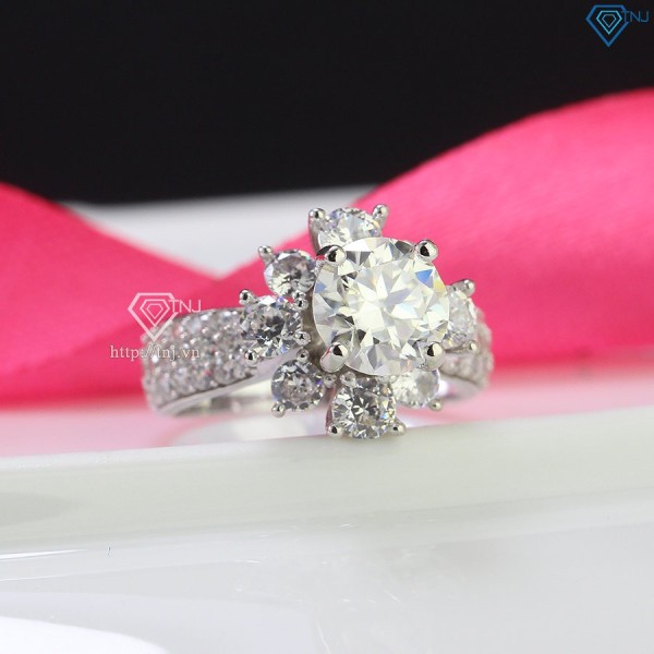 Nhẫn nữ Moissanite bản to đính kim cương 8.0mm NNM0016 - Trang Sức TNJ