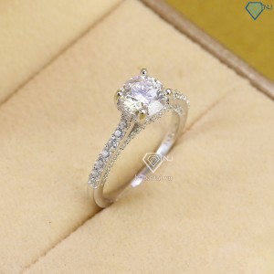 Quà trung thu cho người yêu nhẫn nữ kim cương Moissanite đính đá 7.0mm NNM0005 - Trang Sức TNJ