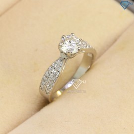 Nhẫn nữ Moissanite đính kim cương 6.0mm NNM0026 - Trang Sức TNJ