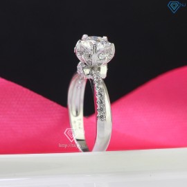 Nhẫn Moissanite sang trọng đính kim cương nhân tạo 6.5mm NNM0029 - Trang Sức TNJ