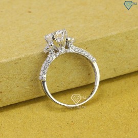 Nhẫn nữ Moissanite đính kim cương 6.5mm NNM0030 - Trang Sức TNJ