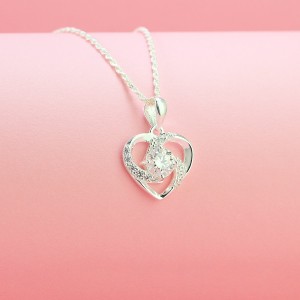 Quà 20 10 cho người yêu dây chuyền kim cương Moissanite cho nữ hình trái tim 6.0mm DCNM0007