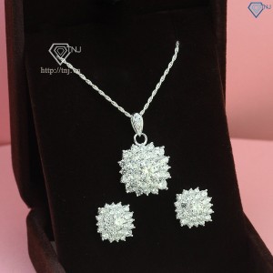 Quà 20/11 cho cô giáo bộ trang sức bạc đính kim cương Moissnite sang trọng BTSM0001 - Trang Sức TNJ