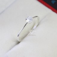 Nhẫn bạc nữ đơn giản đính đá 4mm NN0437