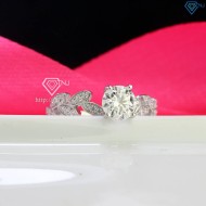 Nhẫn bạc nữ hoạ tiết hoa hồng đính kim cương Moissanite 6.0mm NNM0061