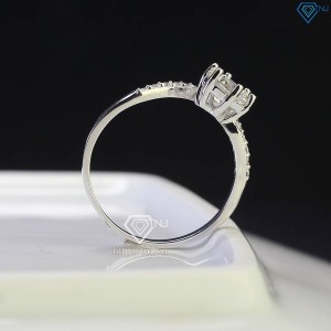 Nhẫn bạc nữ cách điệu đính kim cương Moissanite 6.0mm NNM0069