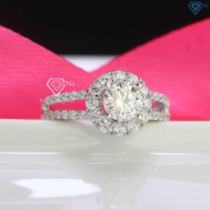 Nhẫn bạc nữ mặt tròn đính kim cương Moissanite 6.0mm NNM0079