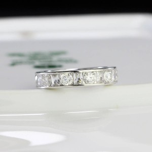 Nhẫn nam bạc đeo ngón út đá tròn kim cương Moissanite NNAM0174