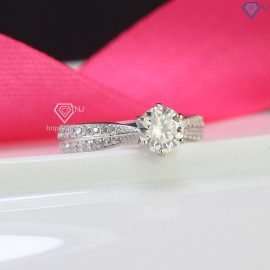 Quà Valentine cho người yêu nhẫn nữ Moissanite NNM0020