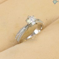 Quà Valentine cho người yêu nhẫn nữ Moissanite NNM0020