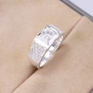 Nhẫn bạc nam bản nhỏ hoạ tiết chữ V NNA0821
