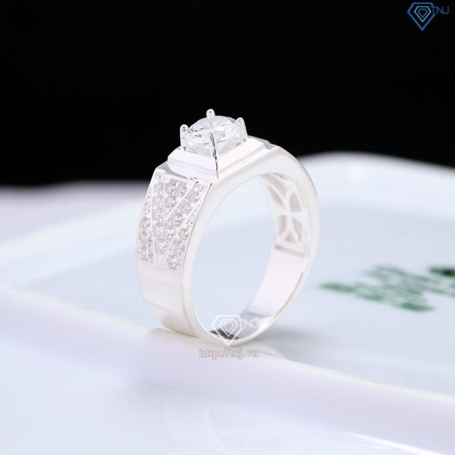 Nhẫn bạc nam bản nhỏ hoạ tiết chữ V NNA0821