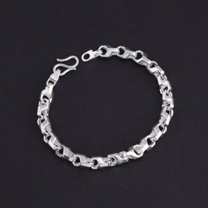 Lắc tay bạc mắt xích vuông nam trơn đơn giản LTA0214
