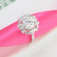 Nhẫn nữ Moissanite mặt hình bông hoa đính 8.0mm - Kiểm định GRA NNM0083