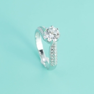 Nhẫn nữ xoắn sang trọng đính kim cương Moissanite 6.5mm NNM0093