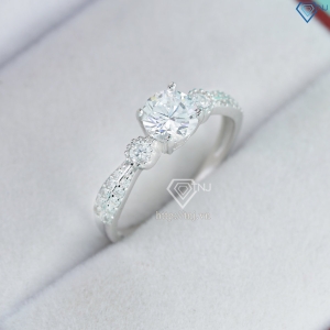 Nhẫn bạc nữ xi kim đính đá đơn giản NNXK0036
