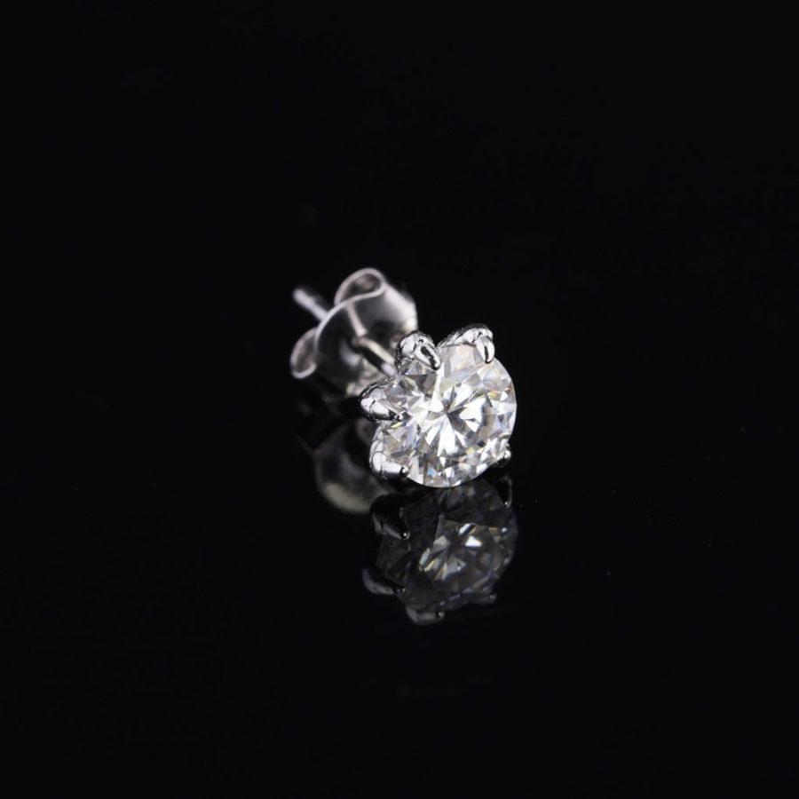Bông tai nam móng rồng đính kim cương Moissanite 6mm BTAM0039