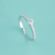 Nhẫn bạc nữ bản nhỏ xi kim đính đá NNXK0464