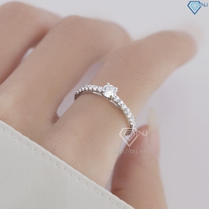 Nhẫn bạc nữ bản nhỏ xi kim đính đá NNXK0464
