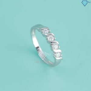 Nhẫn bạc nữ đơn giản xi kim đính đá NNXK0520