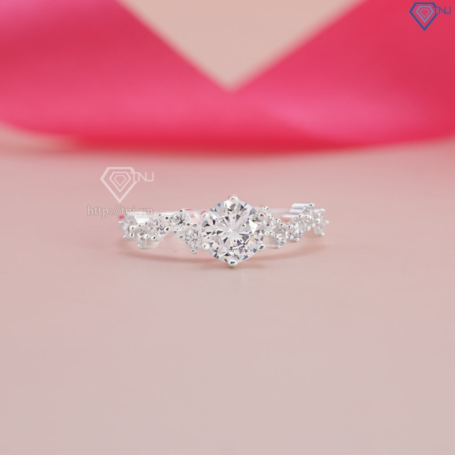 Nhẫn bạc nữ cách điệu đính đá NN0524 - Trang Sức TNJ Nhẫn bạc nữ cách điệu đính đá NN0524 - Trang Sức TNJ