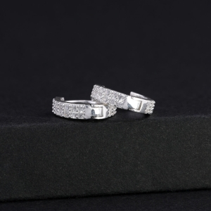 Khuyên tai bạc nam nhỏ 11mm đính full đá BTA0116