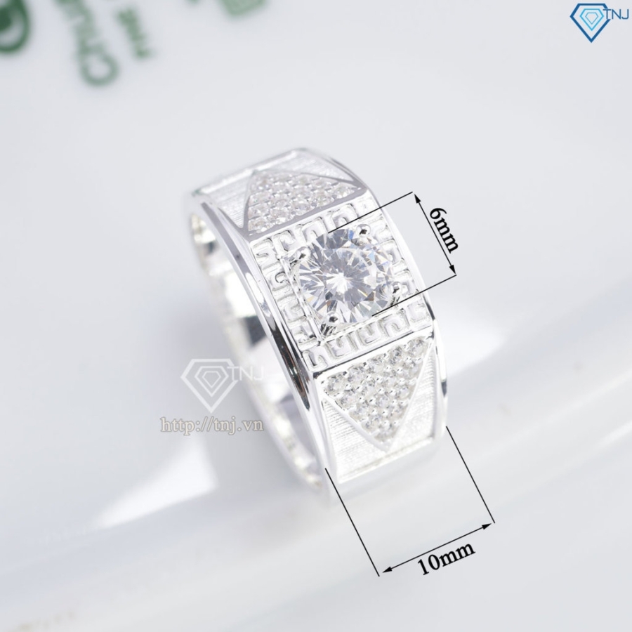 Nhẫn nam bạc hoạ tiết hình tam giác đính đá NNA0869