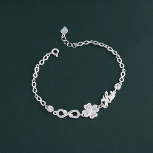 Lắc tay hình cỏ 4 lá dây vô cực khắc tên theo yêu cầu LTN0330