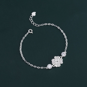 Lắc tay cỏ 4 lá may mắn đính đá LTN0363