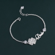 Lắc tay cỏ 4 lá khắc tên theo yêu cầu LTN0387