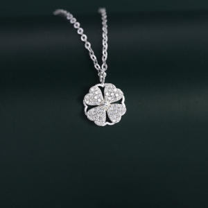 Dây chuyền cỏ 4 xoay đính đá trắng DCN0508