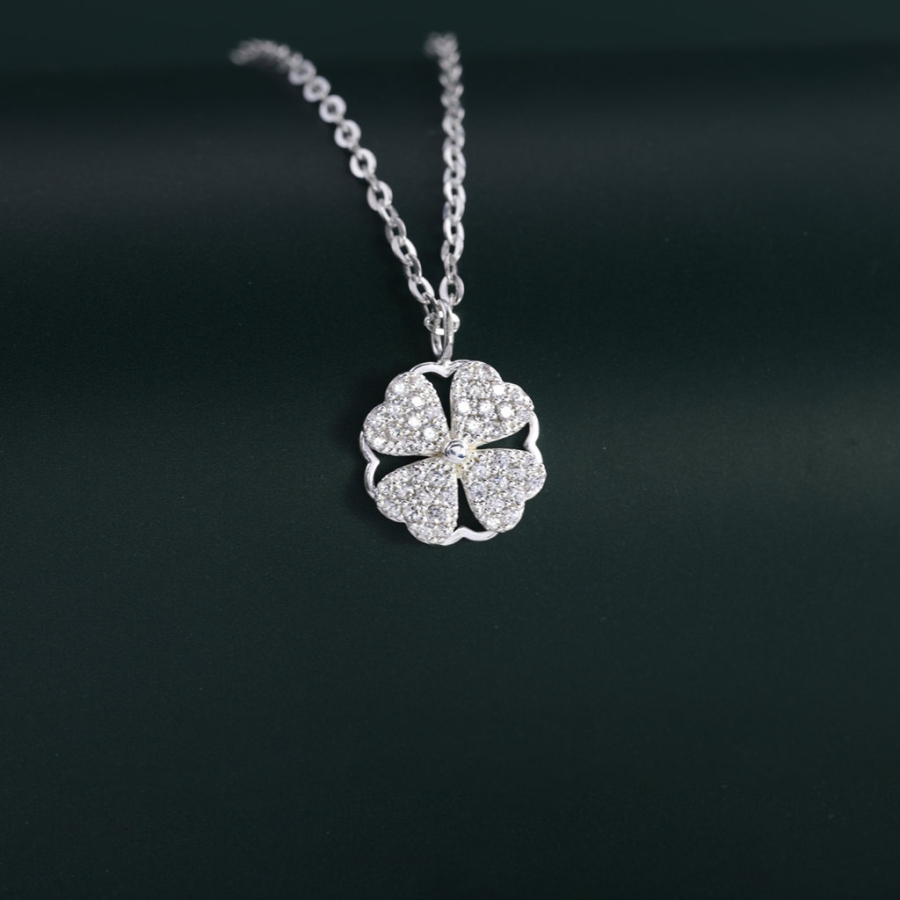 Dây chuyền cỏ 4 xoay đính đá trắng DCN0508