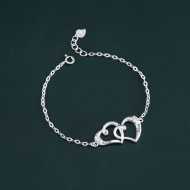 Lắc tay bạc nữ hình trái tim khắc tên LTN0236