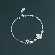 Lắc tay bạc nữ hình cỏ 4 lá khắc tên theo yêu cầu LTN0440